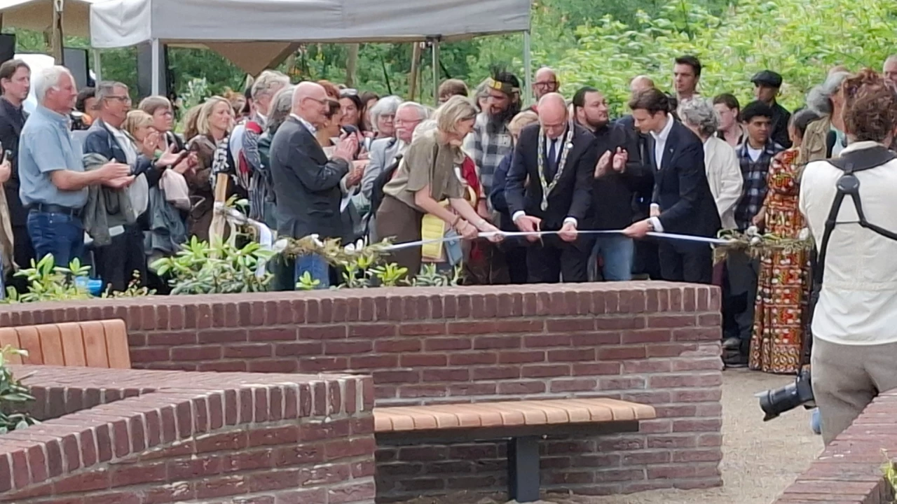 Apeldoorn Monument NMGJ 3