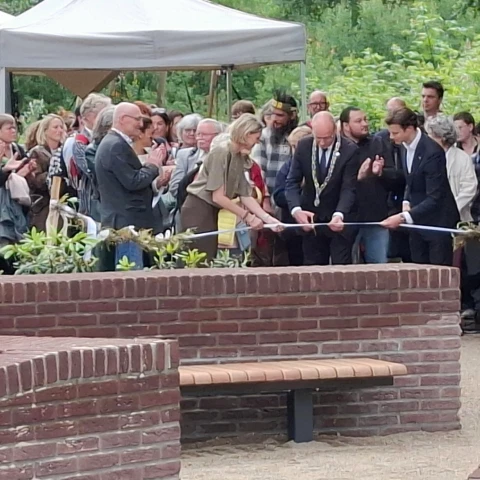 Apeldoorn Monument NMGJ 3