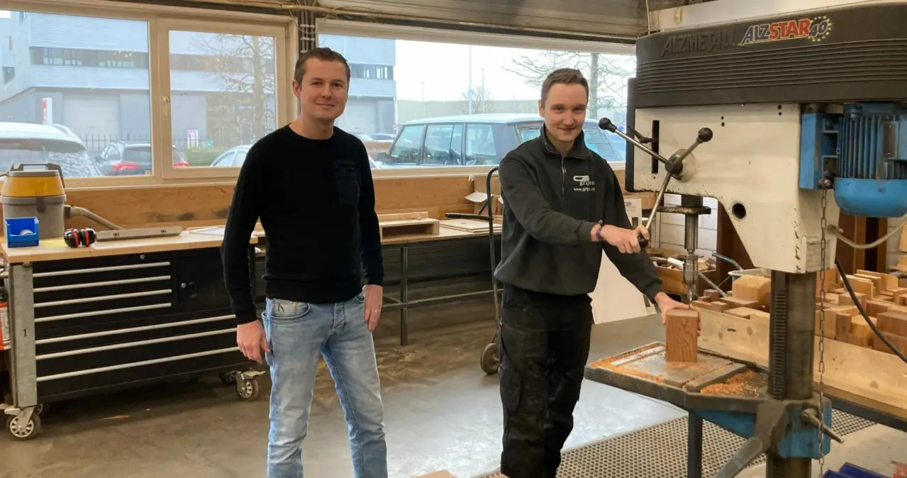 Grijsen sven en frank 1800x1200 Platform bind