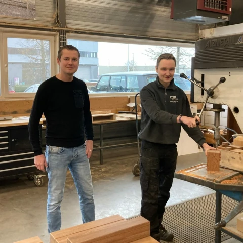 Grijsen sven en frank 1800x1200 Platform bind