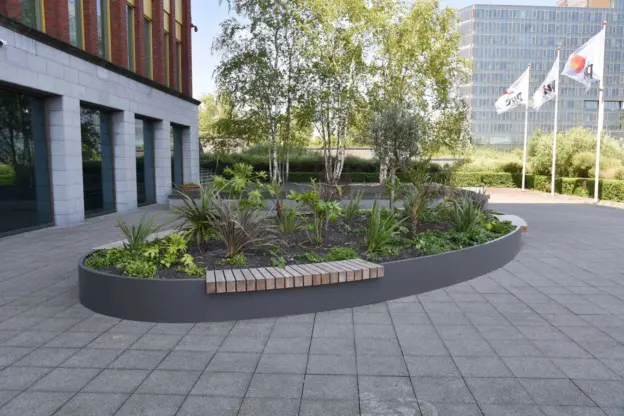 Maatwerk plantenbak inlc zittingkantopsluiting 20 1920