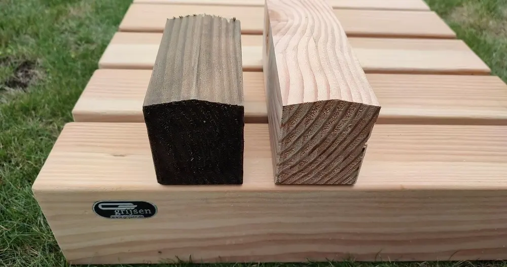 Behandelte und nicht behandelte Douglasie