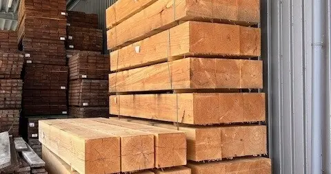 Holzlager Pure Douglasie Rohware