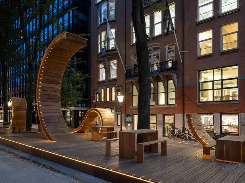 Ledverlichting in Peel Plaza Capital C Amsterdam Grijsen