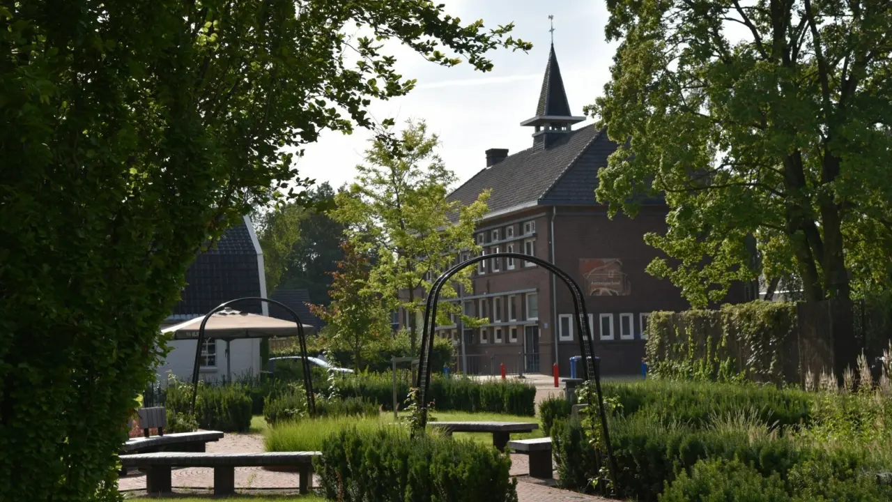 Barneveld De Rozentuin 23