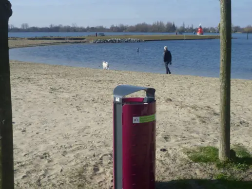 Kleurrijk straatmeubilair voor de openbare ruimte Grijsen Park Straatdesign 1