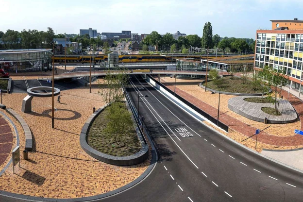 Grijsen Projekt Bahnhofsplatz Helmond