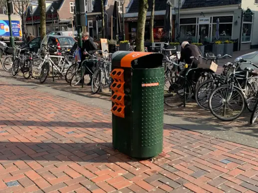 Statiegeldbeugel / Doneerring voor plastic statiegeldflesjes aan afvalbakken 1