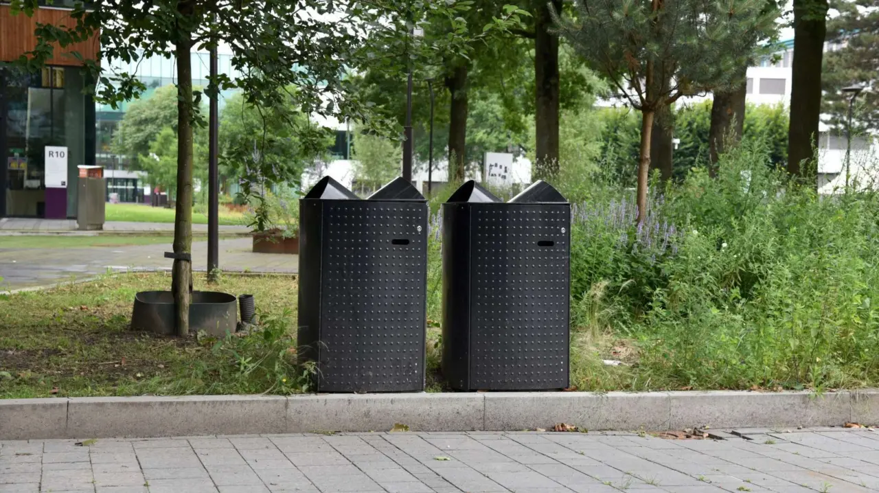Afvalbakken Column 120 voor de openbare ruimte 1