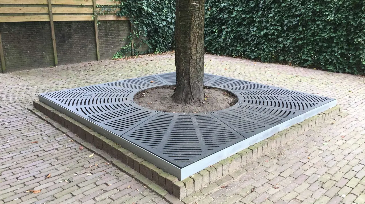 Boomrooster Radiaaldesign vierkant voor de openbare ruimte