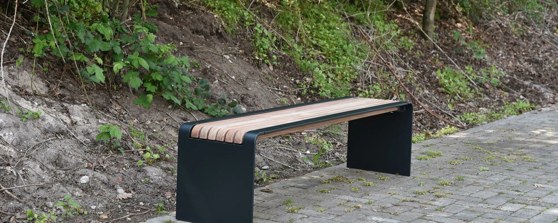 Bend Einzelsitz (schmale Leisten) Parkbänke Grijsen Stadmobiliar