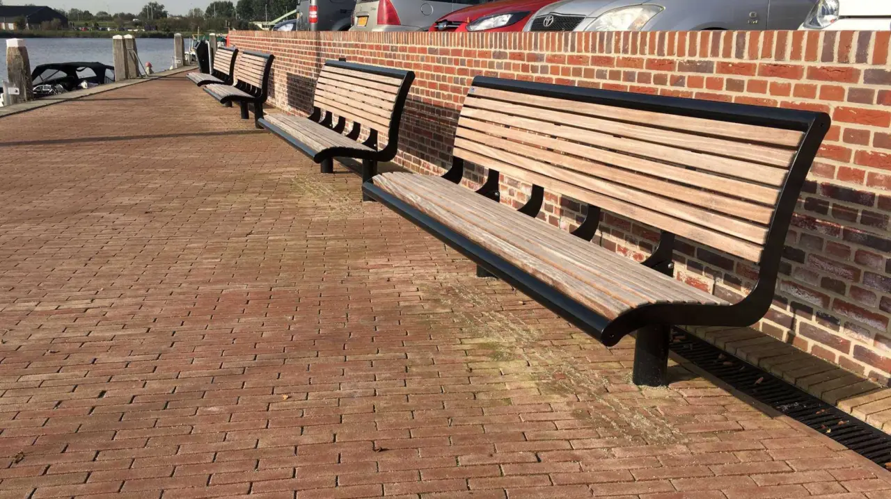 Buitenbank Cruzado enkelzits met rugleuning hout