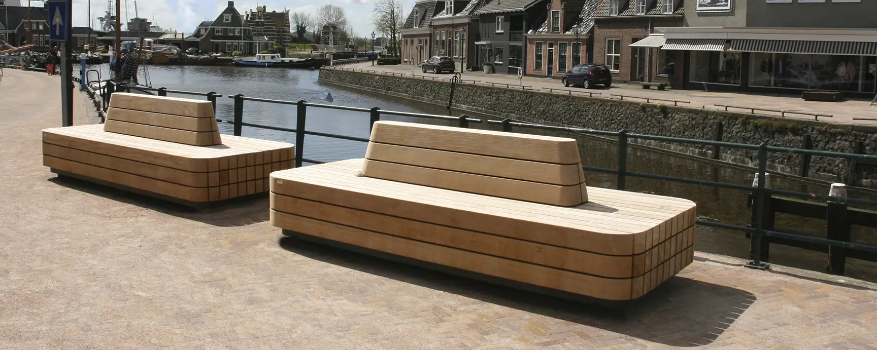 Buitenbank Plane Solid dubbelzits met rugleuning