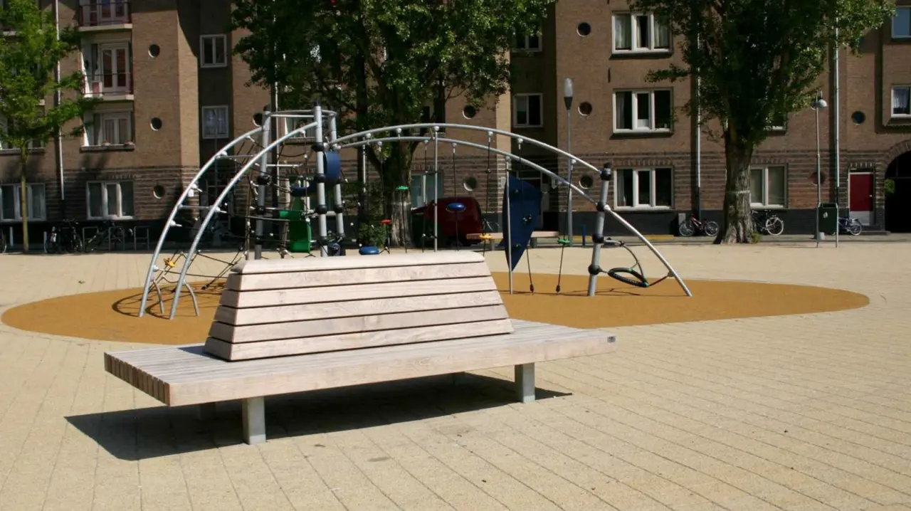 Buitenbank Tail klein