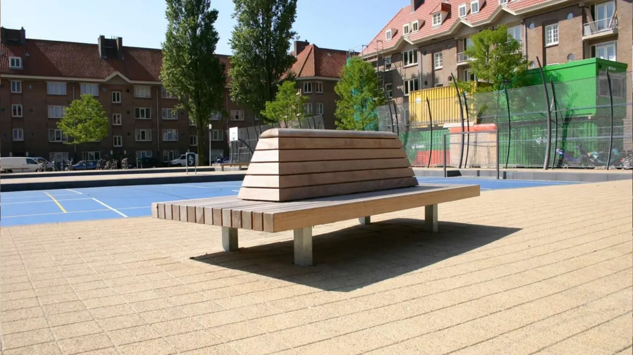 Buitenbank Tail klein