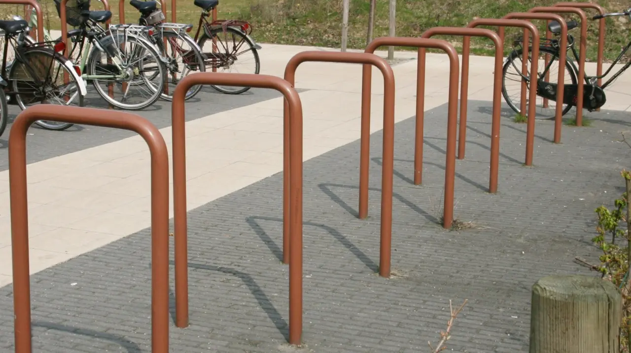 Fietsbeugel Nietje Enkel voor de openbare ruimte