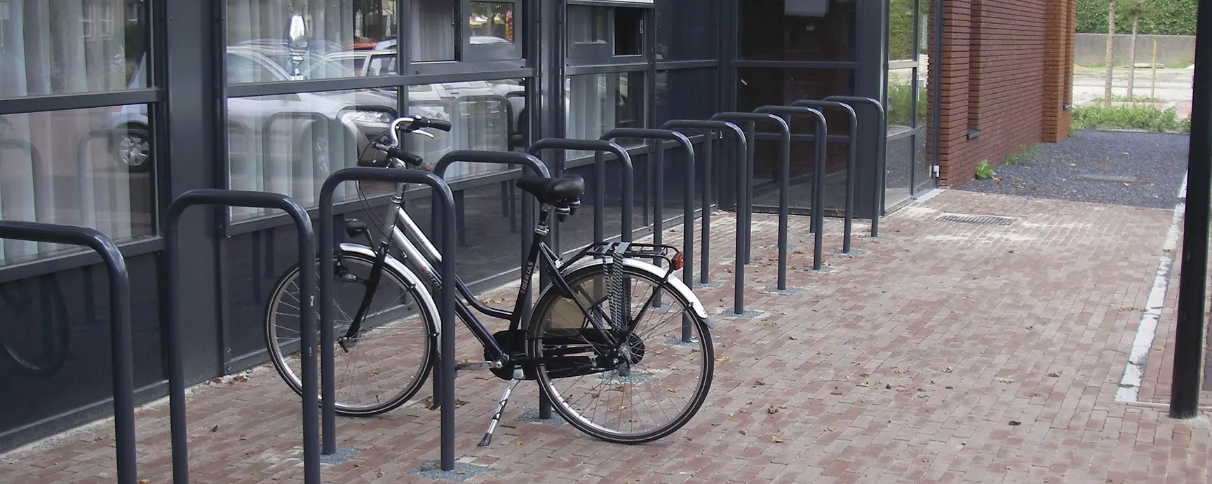 Fietsbeugel Nietje Enkel voor de openbare ruimte