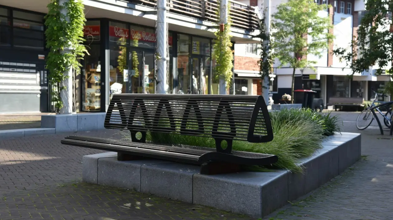 Parkbank Sondermodell Serie Wenters Grijsen 7 Park- und Stadtmobiliar