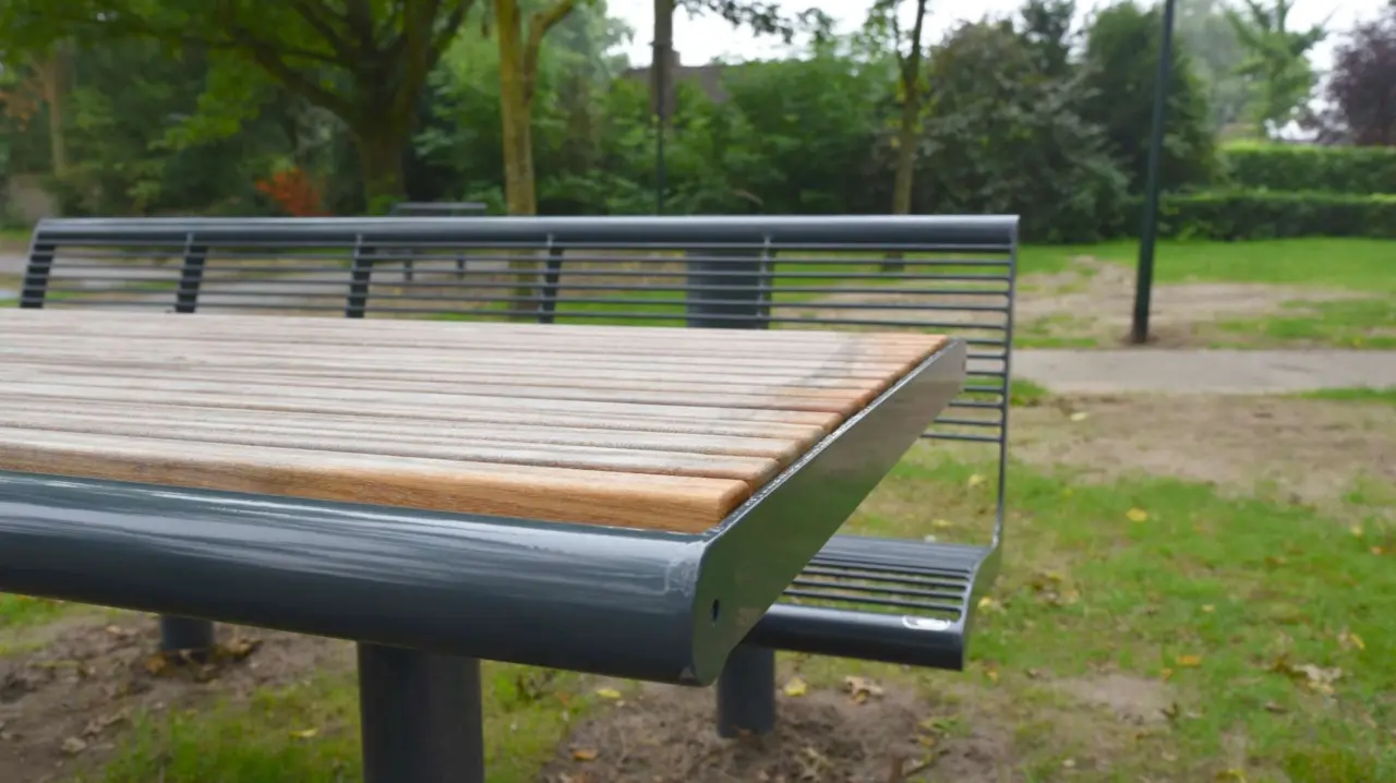 Cruzado tafel hout 2