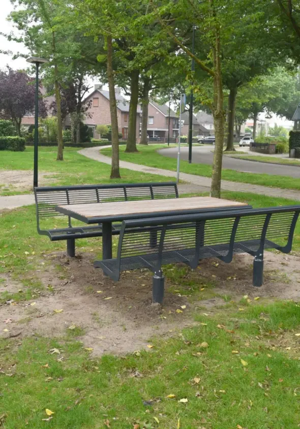 Cruzado tafel hout 4