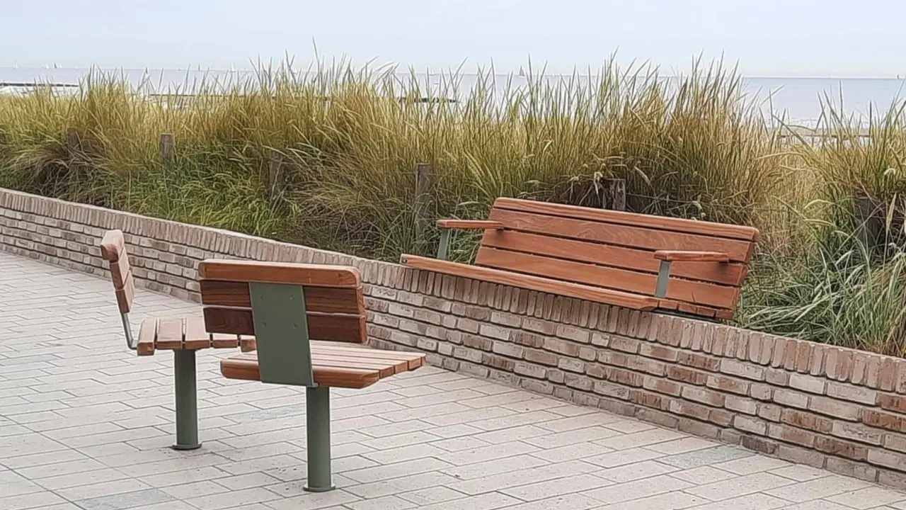 Middelkerke Westende Zitjes op boulevard 2