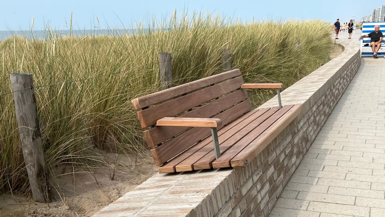 Middelkerke Westende Zitjes op boulevard 8