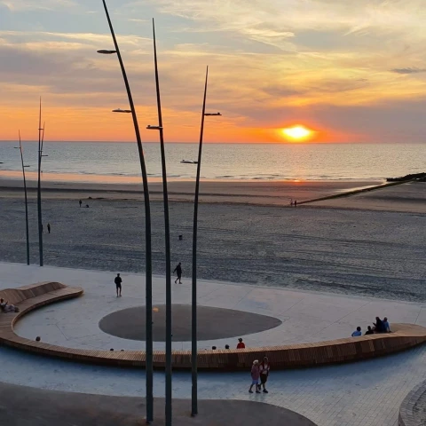 Middelkerke Westende Rauschenbergplein maatwerkbank 5