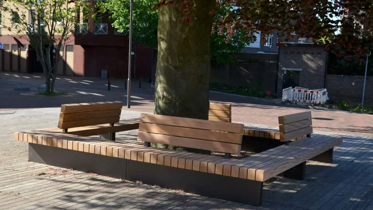 Baumbank Plane Sondermodell Eckig mit Rückenlehnen Grijsen Stadtmobiliar