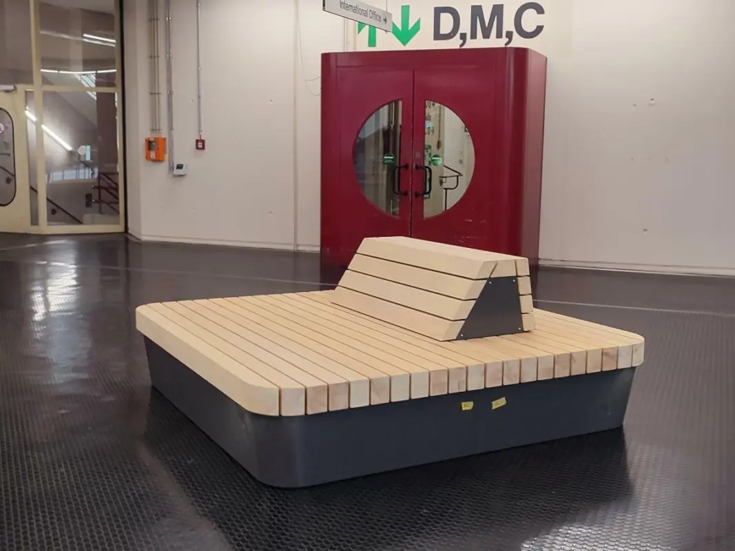 Universiteit Bielefeld Plane Solid maatwerk banken Binnenmeubilair 14