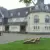 ligbedden bij het historische treinstation van Bochum - Grijsen straatmeubilair