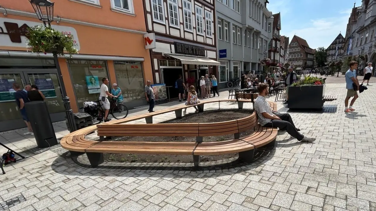 Parkbank Celle Markt Grijsen Stadtmobiliar