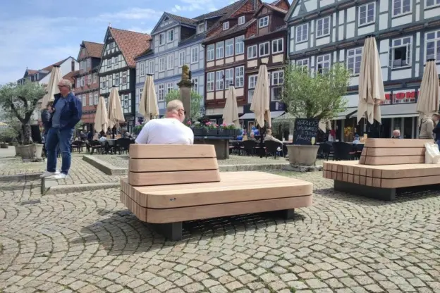 Celle Plane Solid Sitzbank Parkbank 2 Grijsen Stadtmobiliar