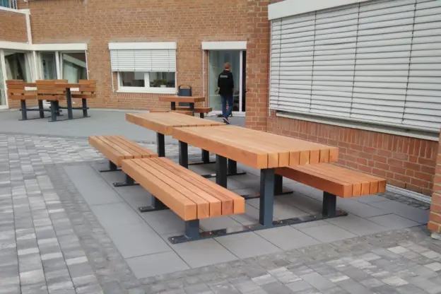 Erftstadt Dakterras Ingenieursbureau Plane Stammtisch picknicksets maatwerkbank 6