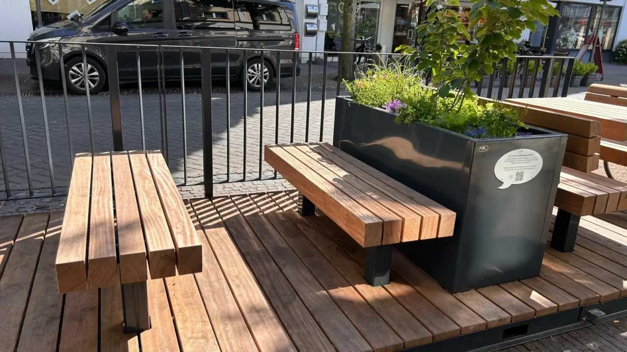 Geldern Parklet Grijsen Mai 11 5