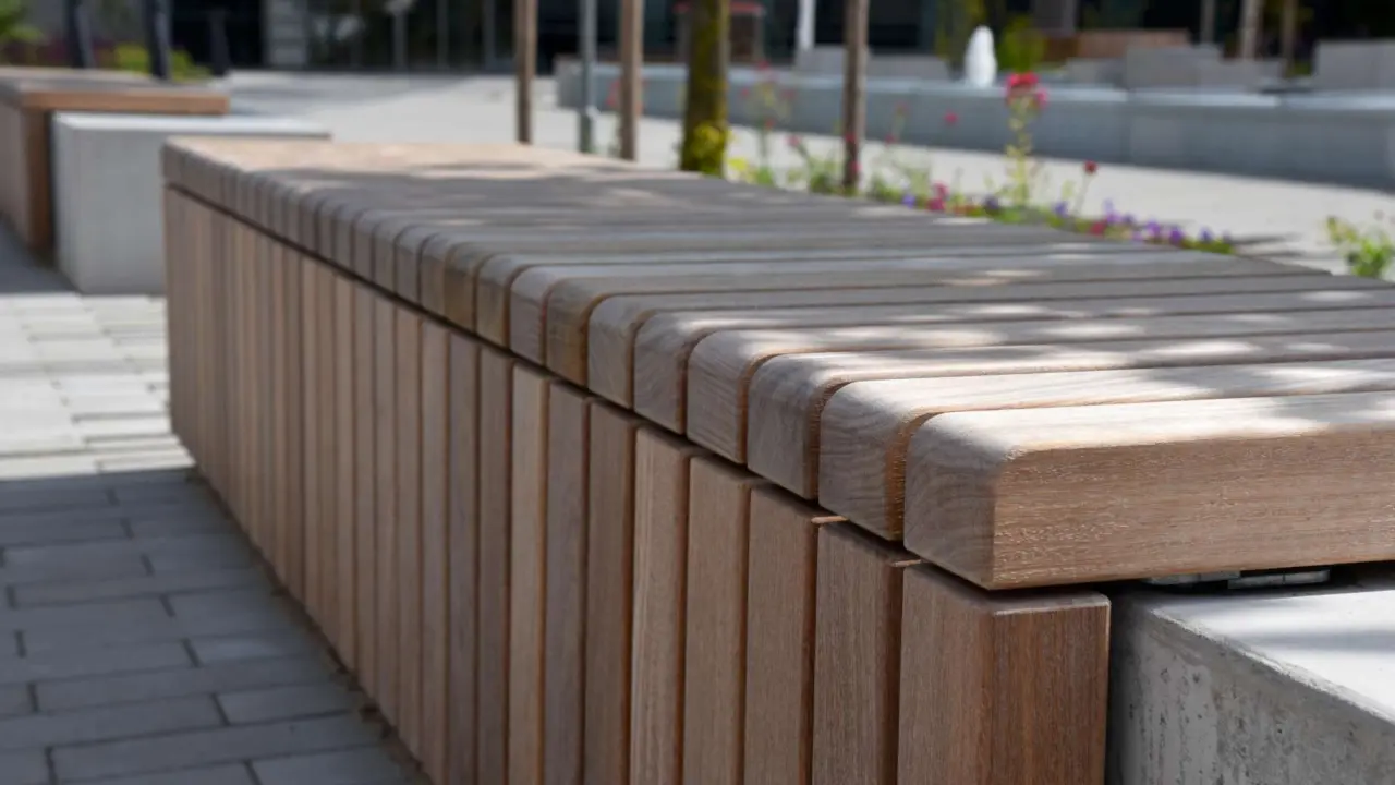 Groenlo Nedap 58 Sonderanfertigung Bankauflagen Holzauflage Grijsen Stadtmobiliar