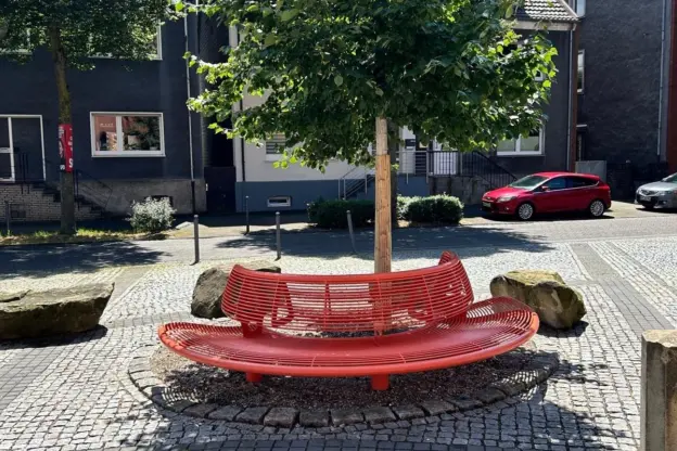Hamm Lange Str Kirchengemeinde Wenters Stahlbank Parkbank 2 Grijsen Stadtmobiliar