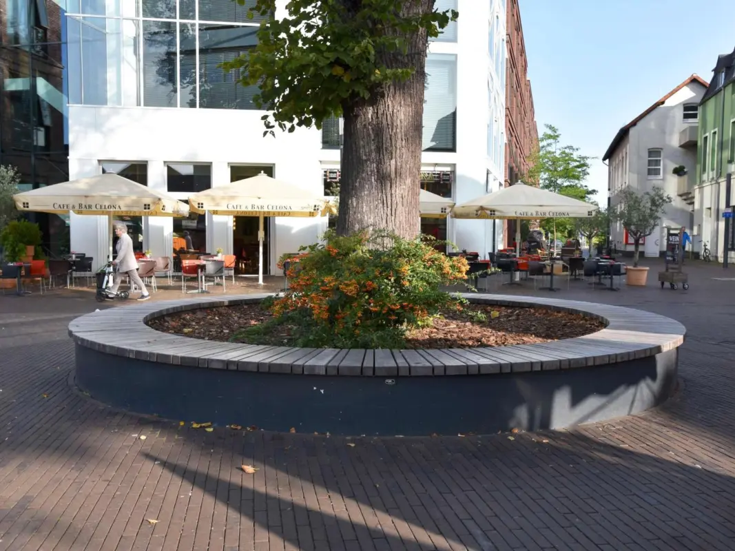 Leer Boombanken van staal en hout Grijsen Park Straatdesign straatmeubilair 10
