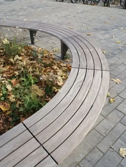 Mönchengladbach Busbahnhof 51 Parkbank radial Grijsen Stadtmobiliar