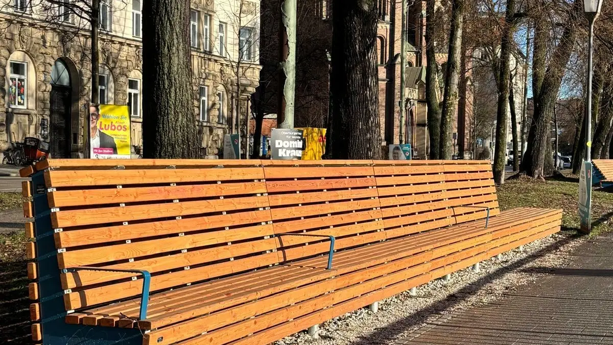 München Isarufer Bänke 3