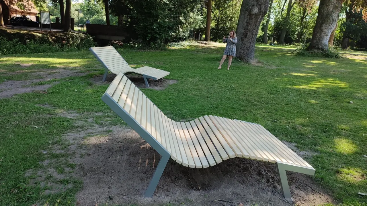 Burgen Schlossroute Münsterland Liege Parkbank Grijsen Stadtmobiliar