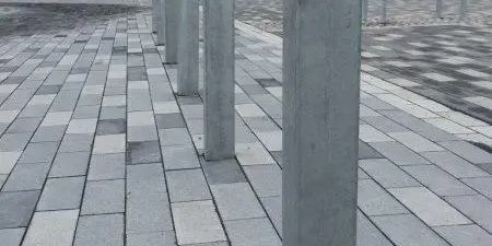 Stahlpfosten und -poller verzinkt Quadra Grijsen Stadtmobiliar