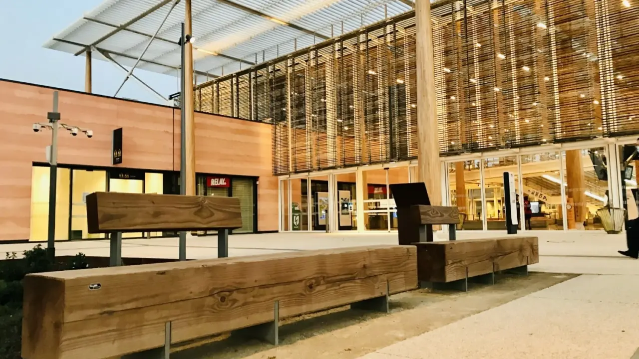 Gare de Nimes Pont du Gard 1 1500x1125