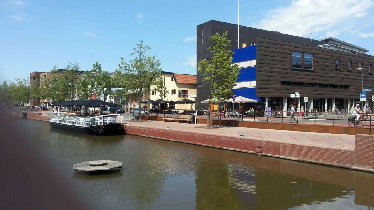 Almelo Waterboulevard Plane Plus dubbelzits Constructo 100 2