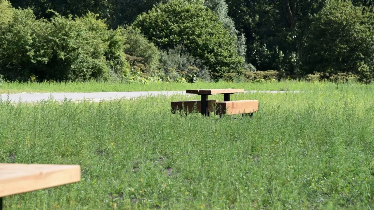 Almere Kromslootpark - Pure picknickset II voor de openbare ruimte 4
