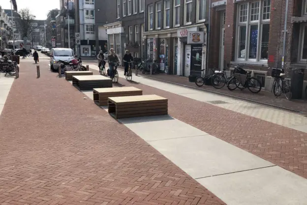 Amsterdam De Hallen Buitenbanken maatwerk 1
