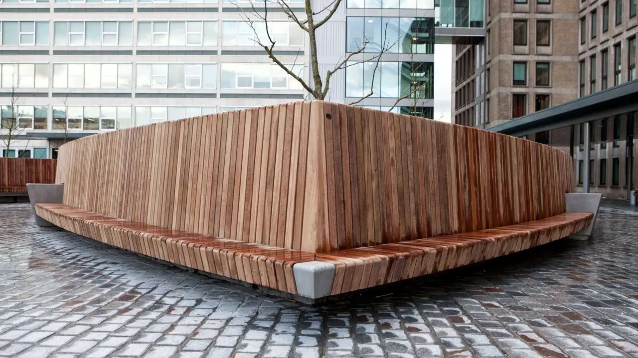Amsterdam Kohnstammhof maatwerk straatmeubilair buitenbank 3