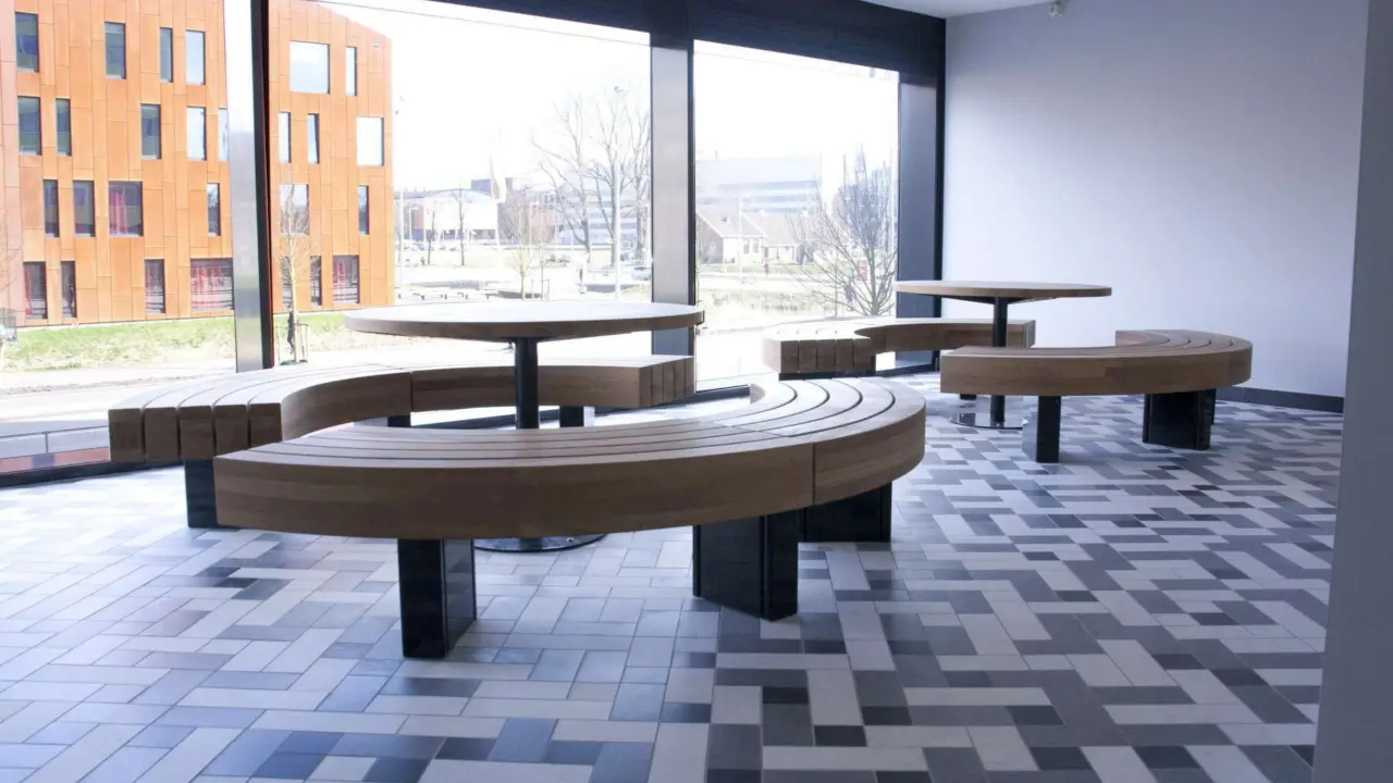 Amsterdam Uv A Studentenhuisvesting plane buitenbanken maatwerk sciencepark 4