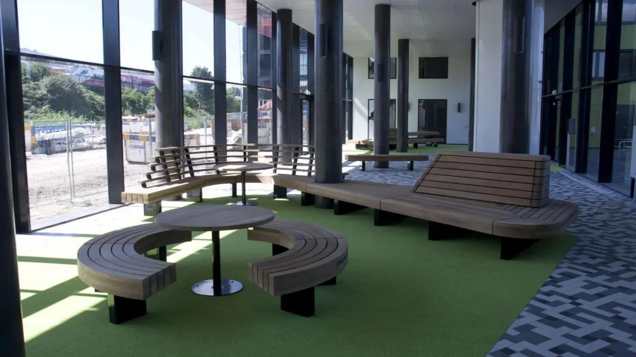 Amsterdam Uv A Studentenhuisvesting plane buitenbanken maatwerk sciencepark 5