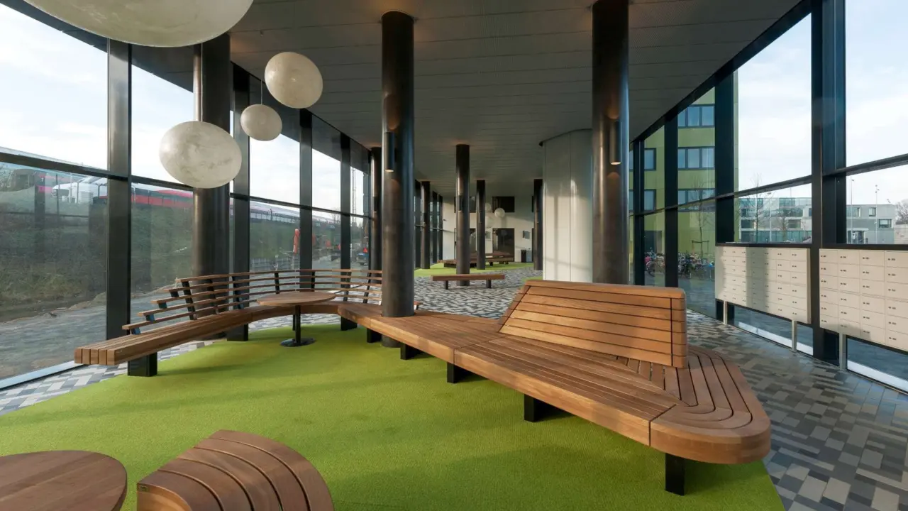 Amsterdam Uv A Studentenhuisvesting plane buitenbanken maatwerk Sciencepark 3