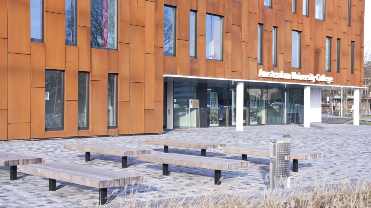 Amsterdam University College Constructo 50 Grijsen 3